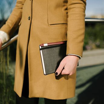 PRO PAD LETTER BLACK