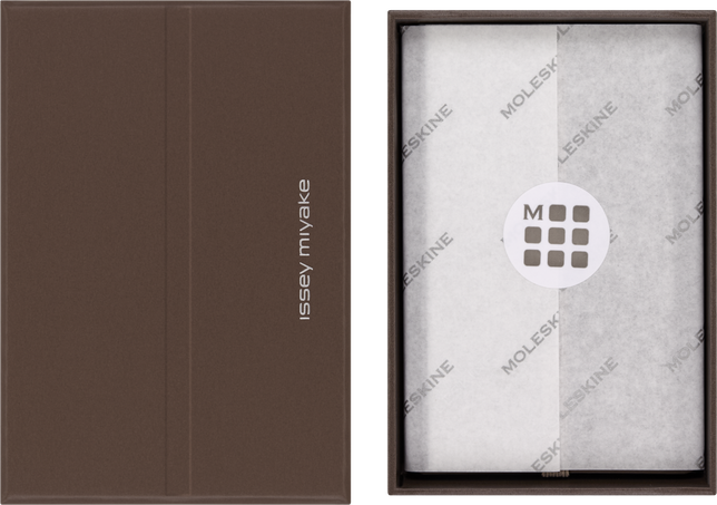 BUSINESS CARD HOLDER BROWN ISSEY MIYAKE