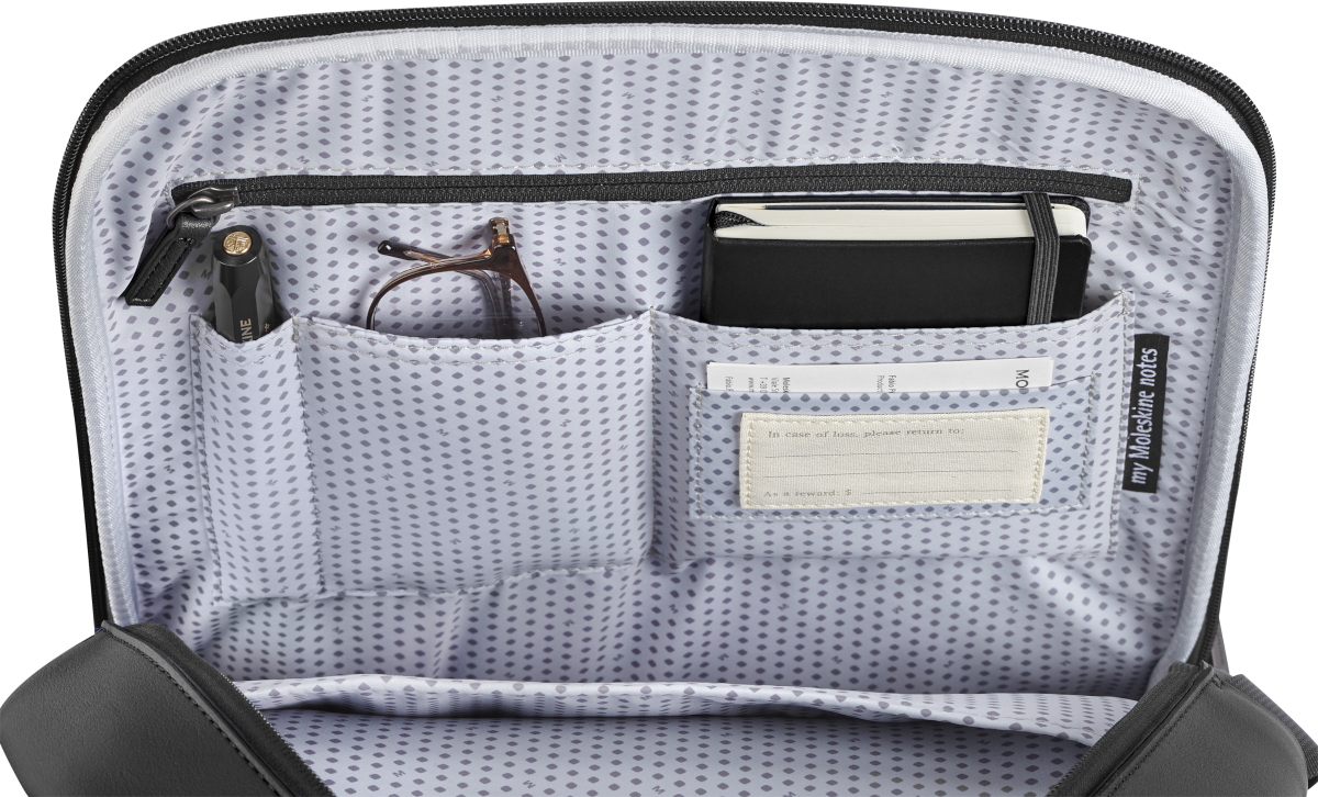 希少タグ付 モレスキン プロフェッショナルデバイスバッグ 8L